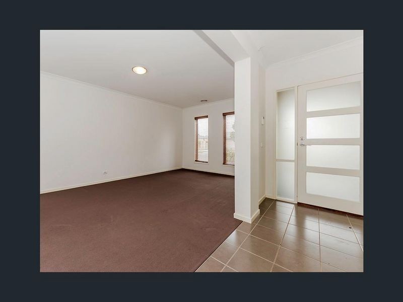 111 Inverell Parkway, Tarneit VIC 3029