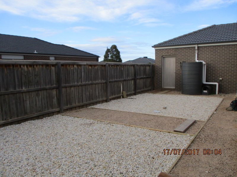 111 Inverell Parkway, Tarneit VIC 3029