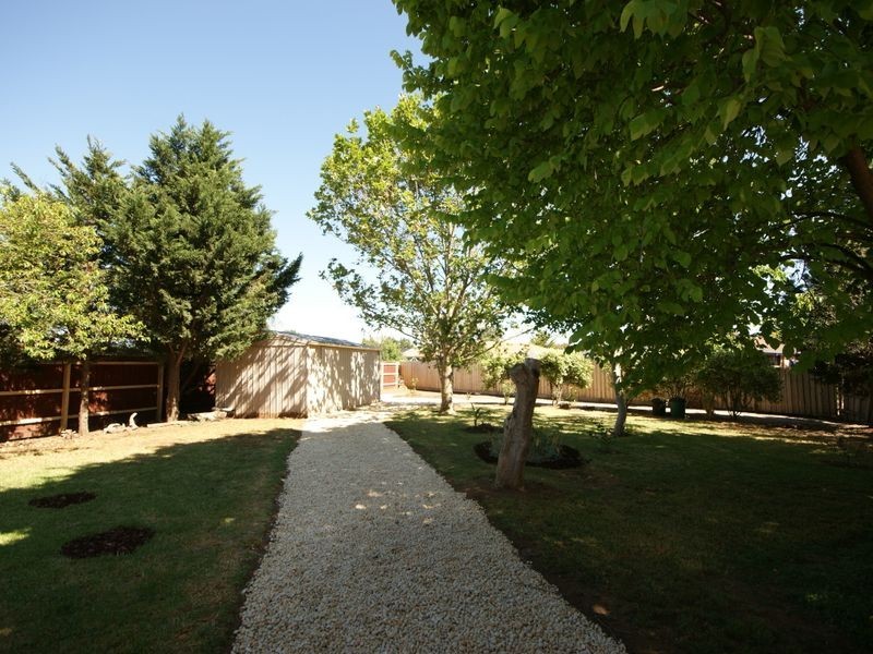 7 Elaroo Court, Werribee VIC 3030