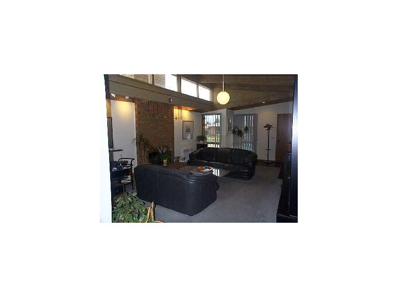 5 Nettlefold Avenue, Hoppers Crossing VIC 3029