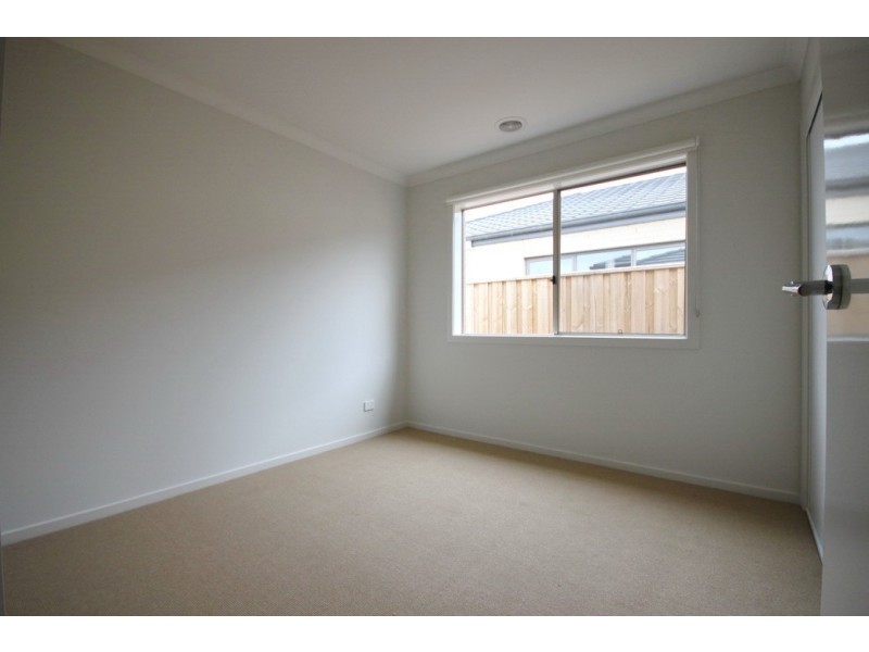 37 Taworri Crescent, Werribee VIC 3030