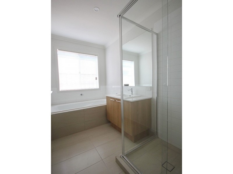 37 Taworri Crescent, Werribee VIC 3030