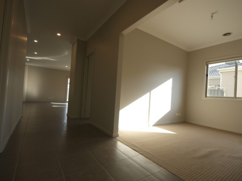 63 Poplar Boulevard, Tarneit VIC 3029