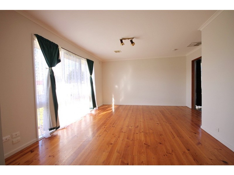6 Parramatta Road, Werribee VIC 3030