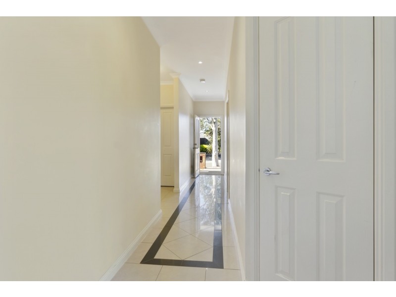 2/13 Bellinger Crescent, Wyndham Vale VIC 3024