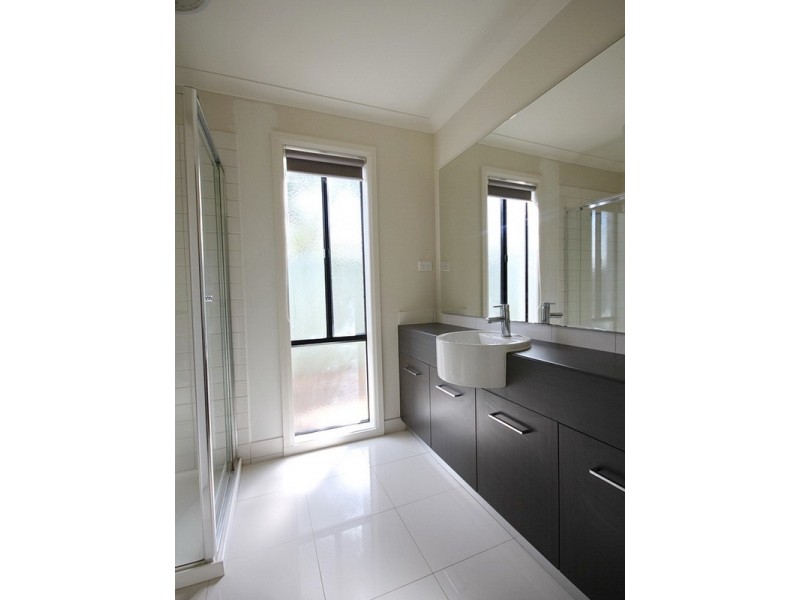 39 Ambleside Avenue, Wyndham Vale VIC 3024