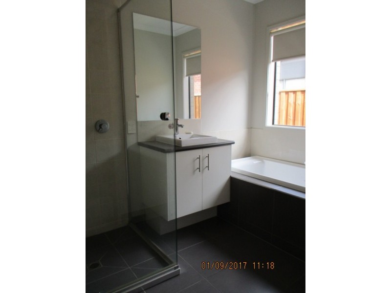 72 Cuthbert Avenue, Truganina VIC 3029