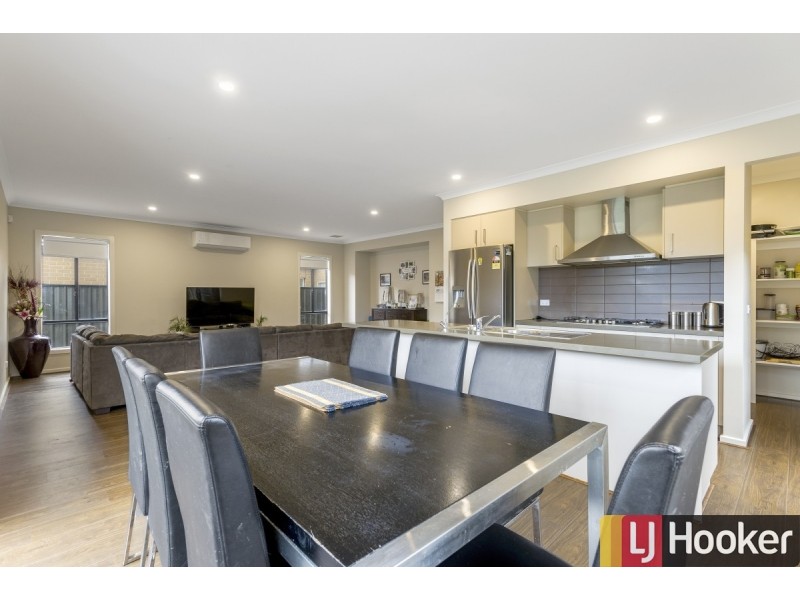 5 Betinick Road, Truganina VIC 3029