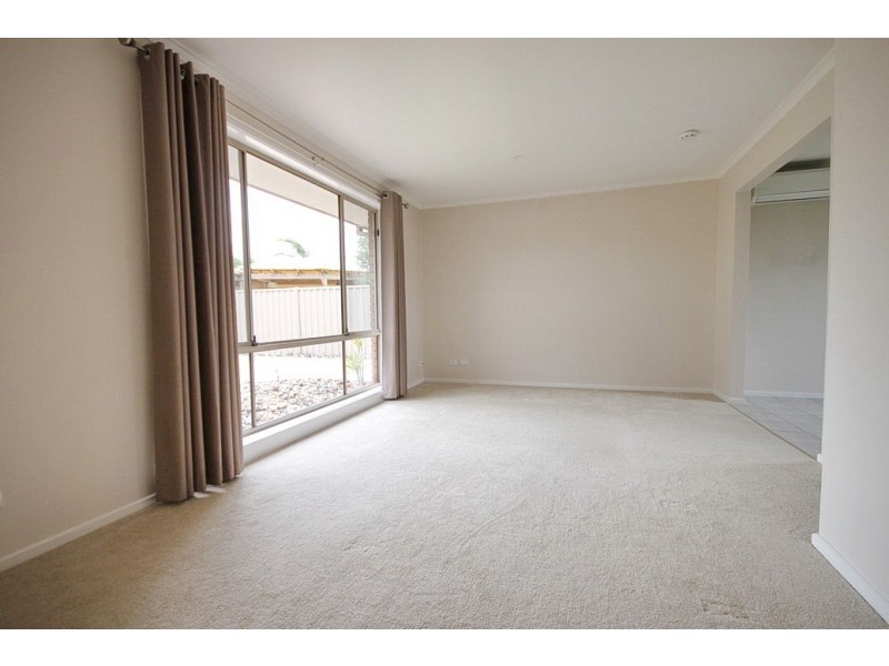 7B Chat Place, Werribee VIC 3030