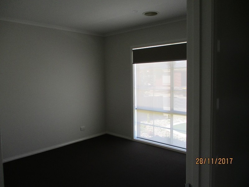 13 Sonnet Way, Truganina VIC 3029