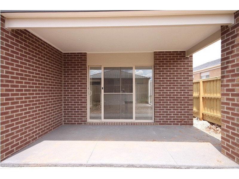 5 Strawberry Road, Wyndham Vale VIC 3024