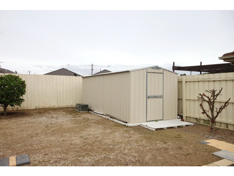 3 Rutman Close, Werribee VIC 3030