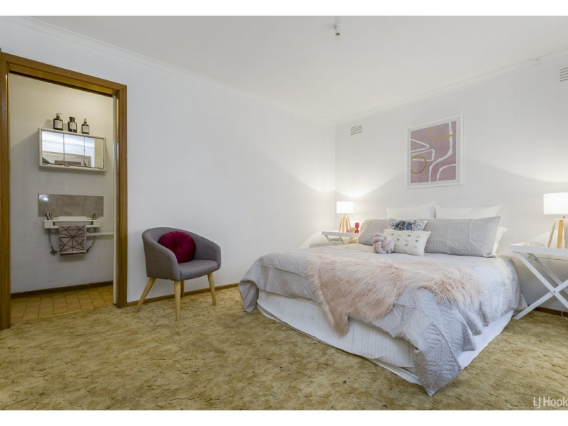 54 Kookaburra Avenue, Werribee VIC 3030