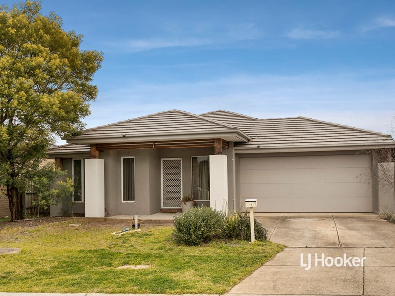 11 Sinclair Crescent, Tarneit VIC 3029