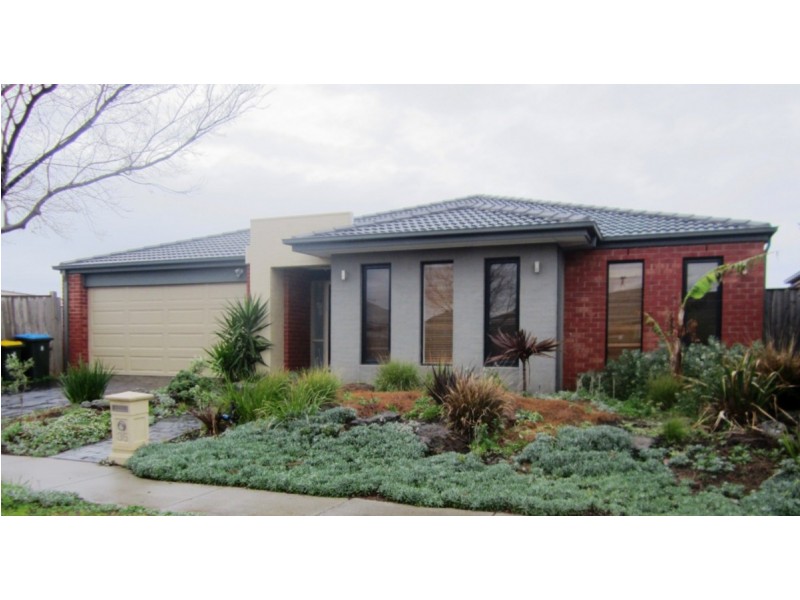 35 Emperor Parade, Tarneit VIC 3029
