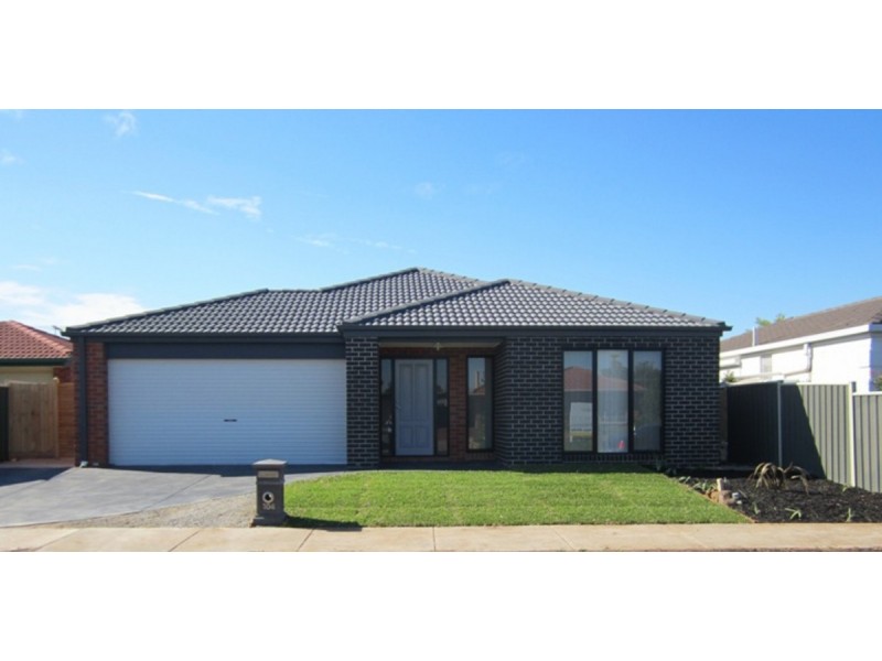 104 Rosella Avenue, Werribee VIC 3030