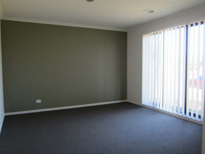 104 Rosella Avenue, Werribee VIC 3030