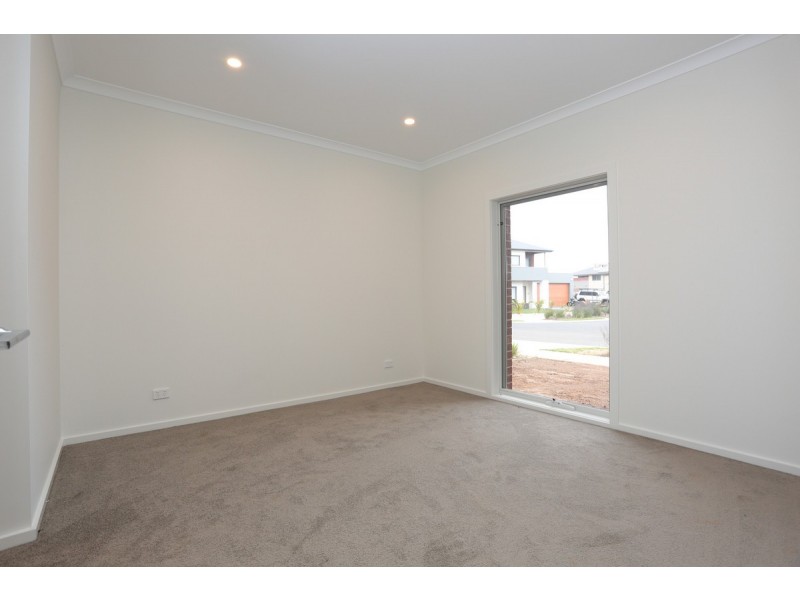 6 Slipway Road, Werribee South VIC 3030