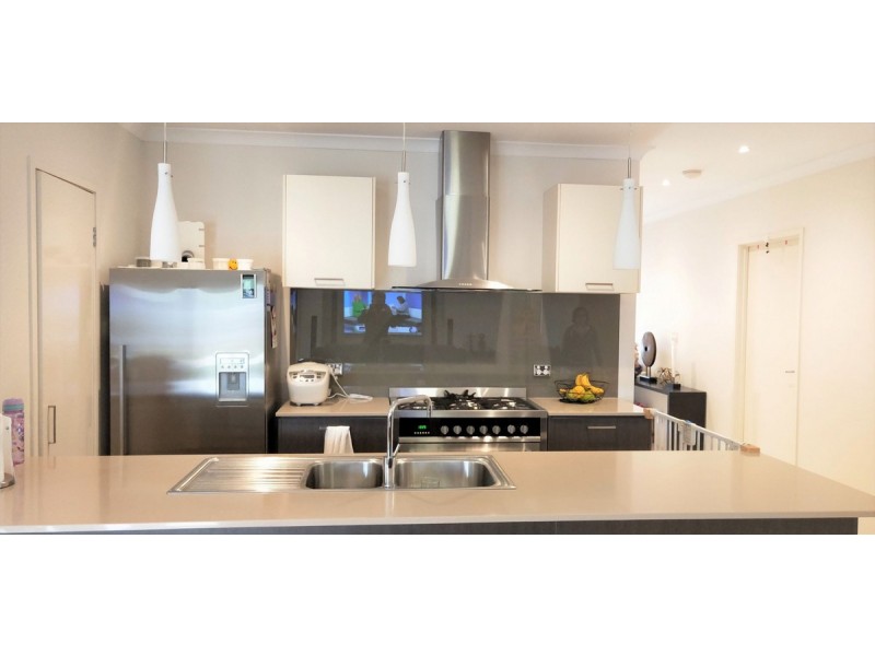 27 Ferriman Way, Truganina VIC 3029