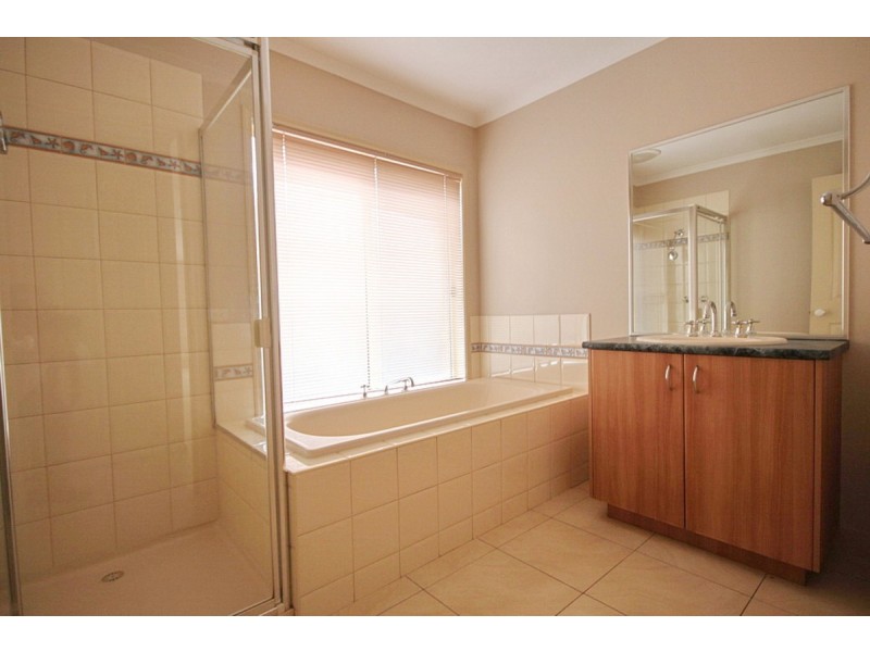 36 Willowgreen Way, Point Cook VIC 3030