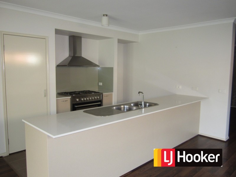 36 Mayfield Avenue, Truganina VIC 3029