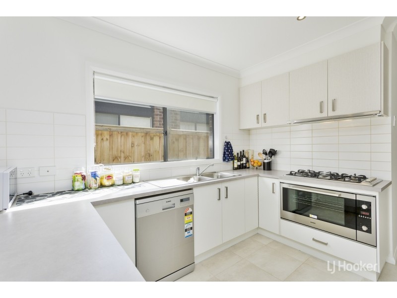 45 Sissinghurst Street, Truganina VIC 3029