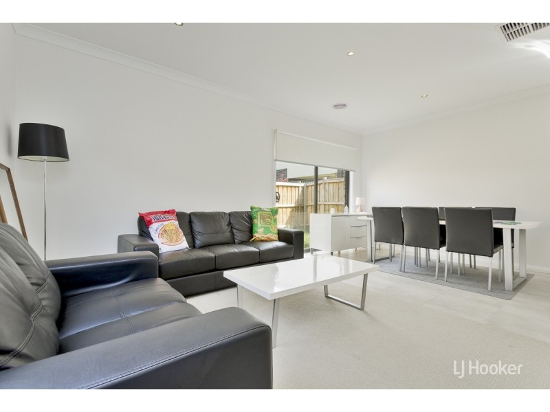 45 Sissinghurst Street, Truganina VIC 3029