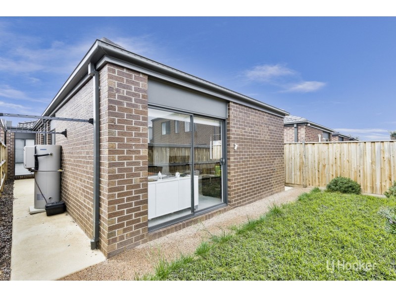 45 Sissinghurst Street, Truganina VIC 3029