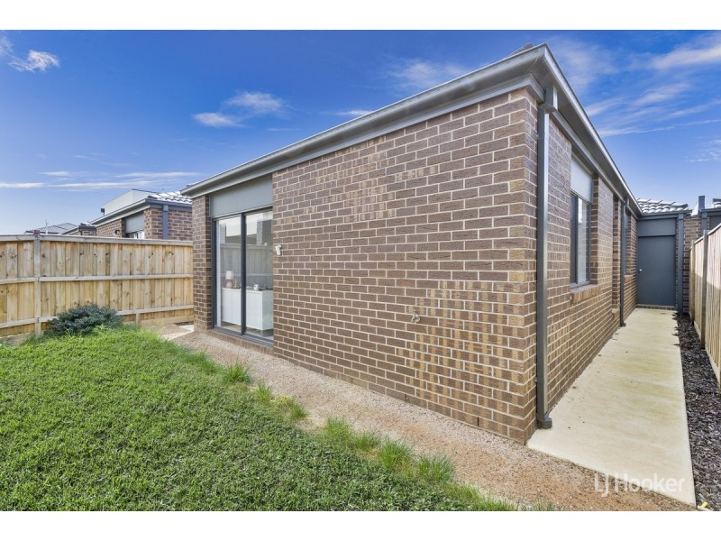 45 Sissinghurst Street, Truganina VIC 3029