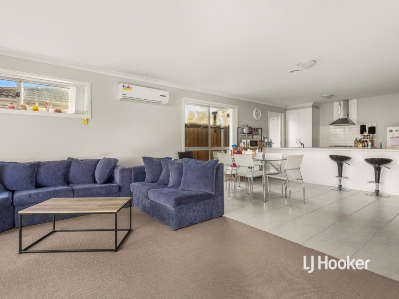 28 Gosse Crescent, Brookfield VIC 3338