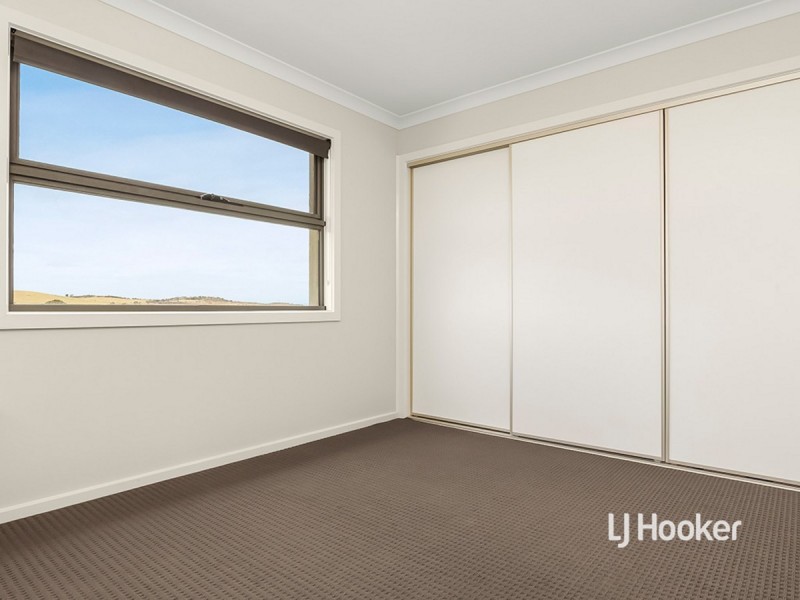 25 Swagman Walk, Wollert VIC 3750