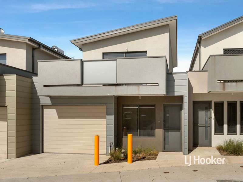 42/20 Hyde Park Avenue, Craigieburn VIC 3064