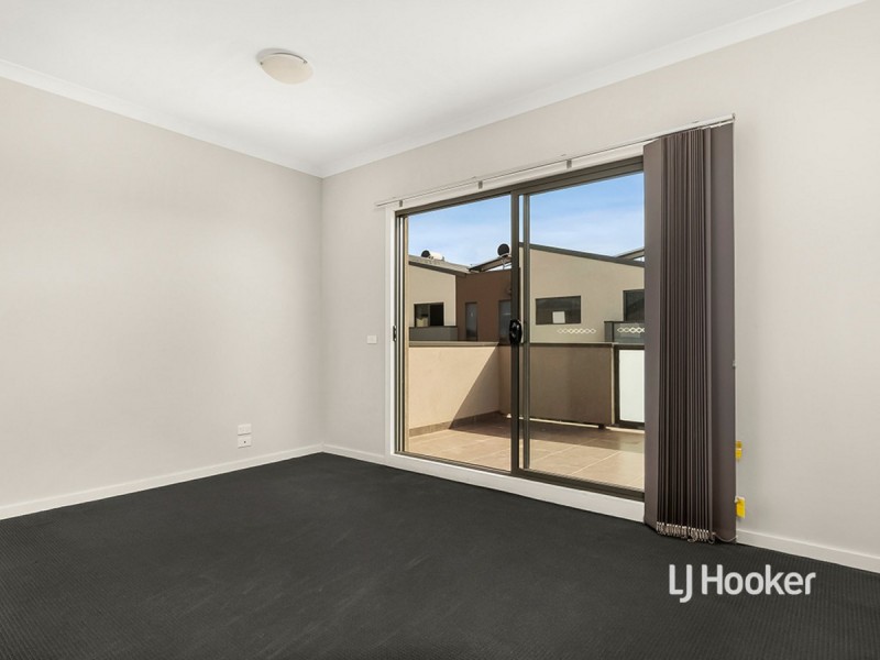 42/20 Hyde Park Avenue, Craigieburn VIC 3064