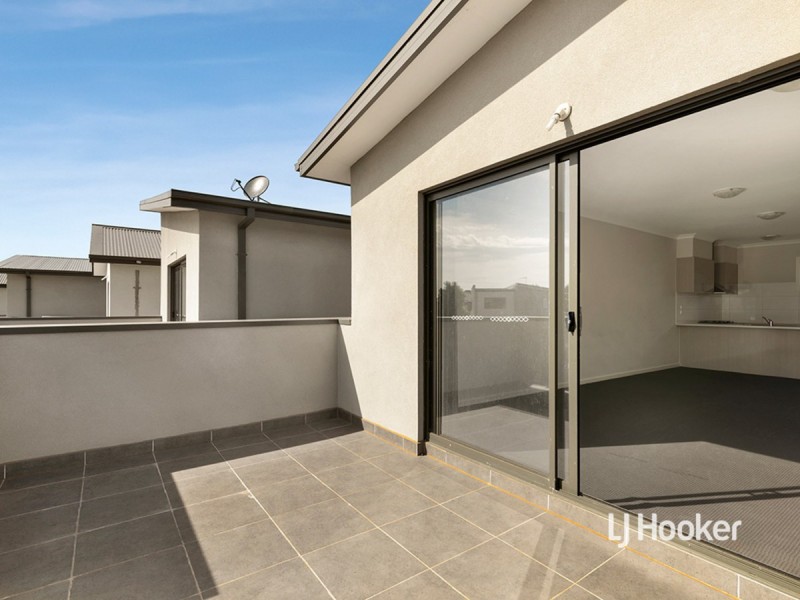 42/20 Hyde Park Avenue, Craigieburn VIC 3064