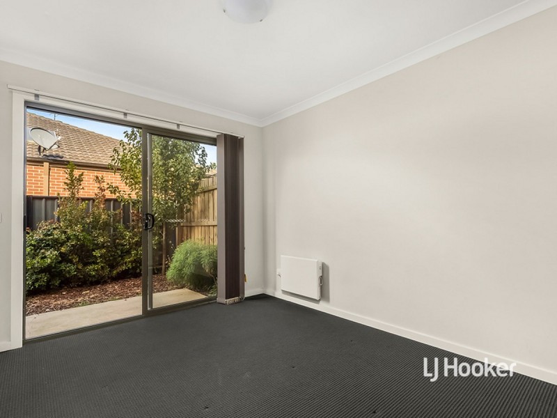 42/20 Hyde Park Avenue, Craigieburn VIC 3064