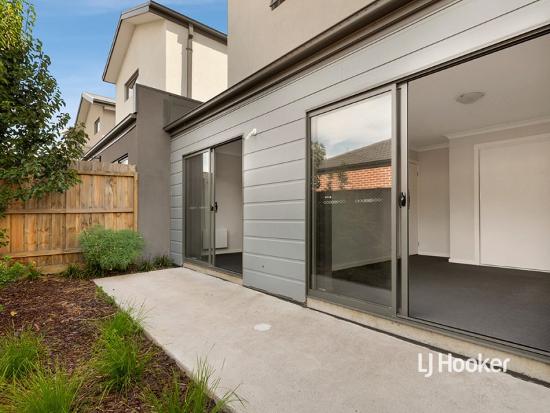 42/20 Hyde Park Avenue, Craigieburn VIC 3064