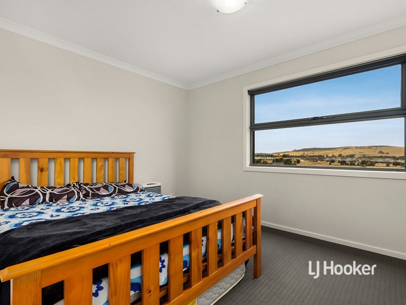 22 Swagman Walk, Wollert VIC 3750