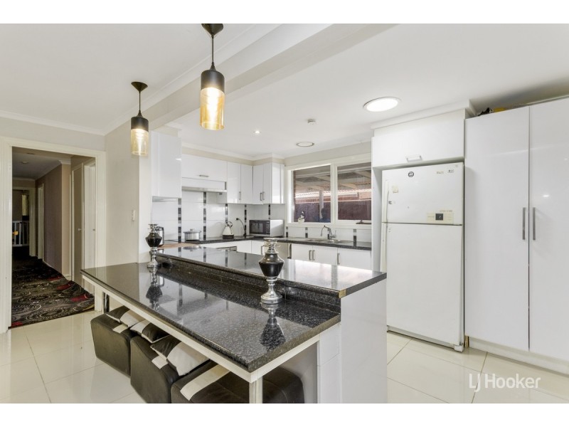 23 Stewart Crescent, Rockbank VIC 3335