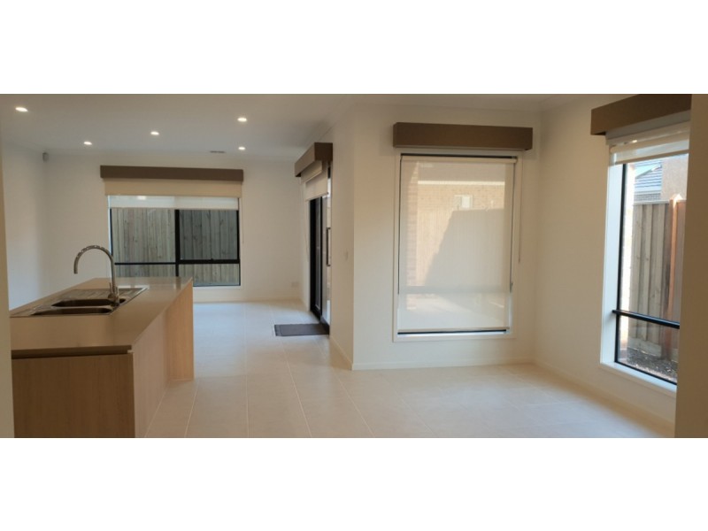 17 Abbots Avenue, Williams Landing VIC 3027