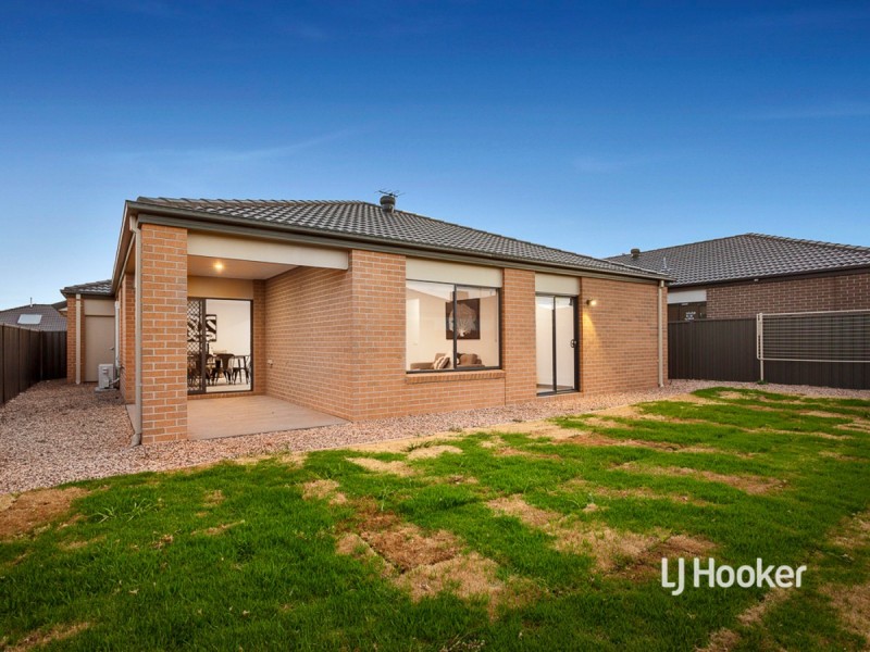 17 Inglewood Drive, Werribee VIC 3030