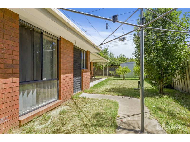 6 Bordeaux Drive, Hoppers Crossing VIC 3029
