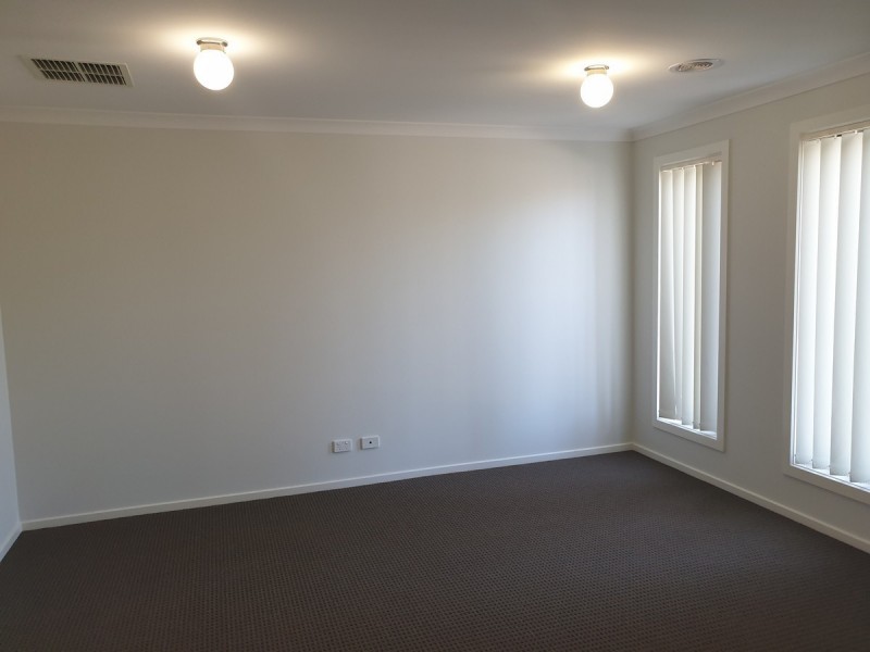 54 Emperor Parade, Tarneit VIC 3029