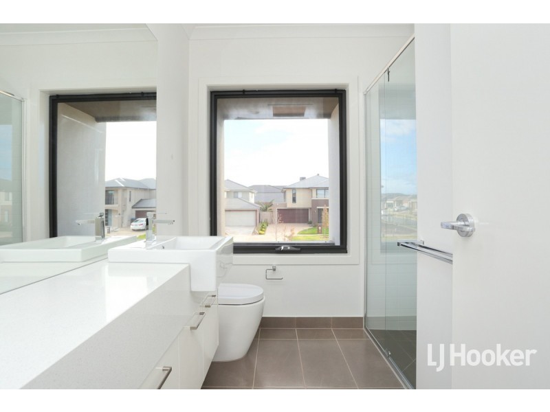 159 Tom Roberts Parade, Point Cook VIC 3030