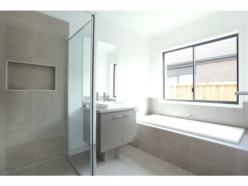 46 Wedgebill Circuit, Werribee VIC 3030