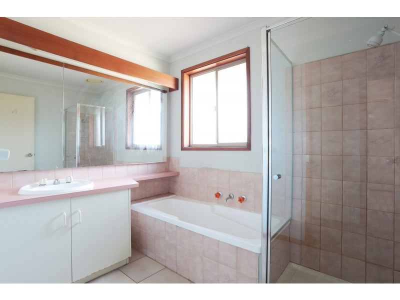 # Barber Drive, Hoppers Crossing VIC 3029