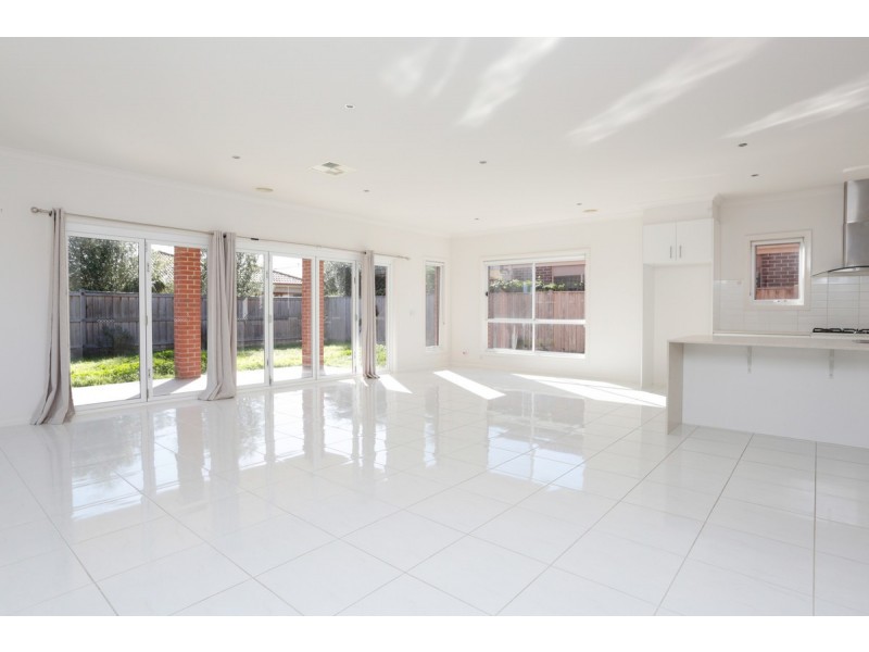 15 Tusmore Road, Point Cook VIC 3030