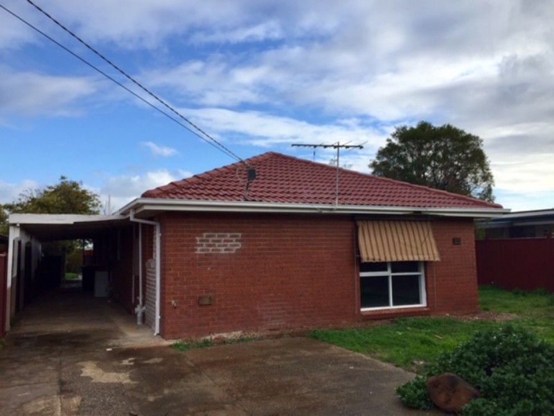 23 Stewart Crescent, Rockbank VIC 3335