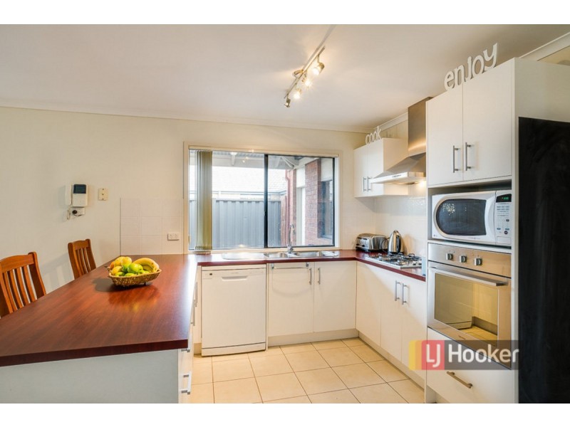 27 Condamine Avenue, Wyndham Vale VIC 3024