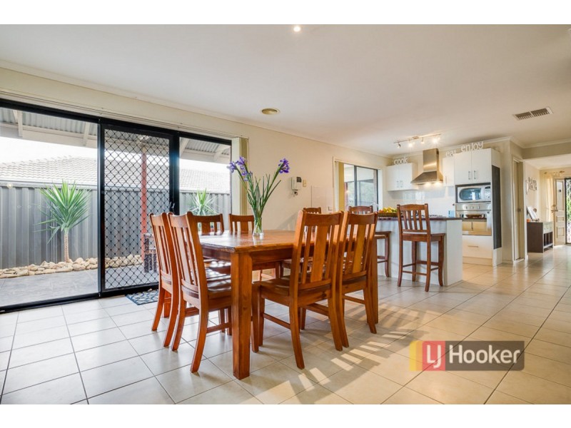 27 Condamine Avenue, Wyndham Vale VIC 3024