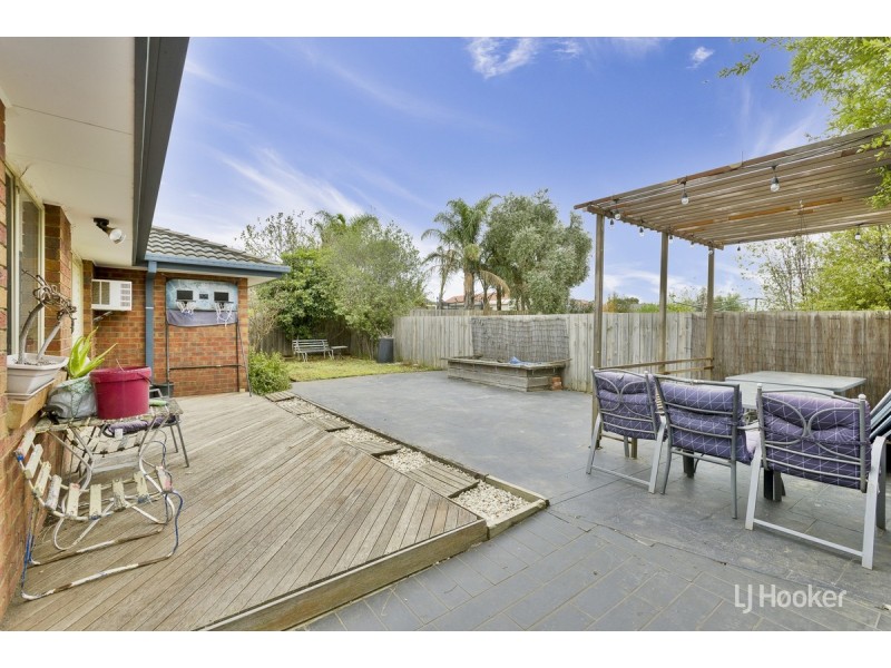 4 Bordeaux Drive, Hoppers Crossing VIC 3029